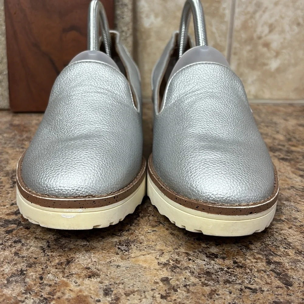 Call It Spring Vegan Silver Wedge Slip On Loafers Size 10 - Picture 3 of 12